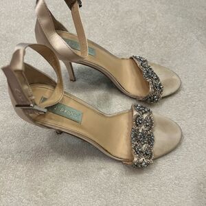 Betsey Johnson Cream Silver Heels with Crystal Embellishments